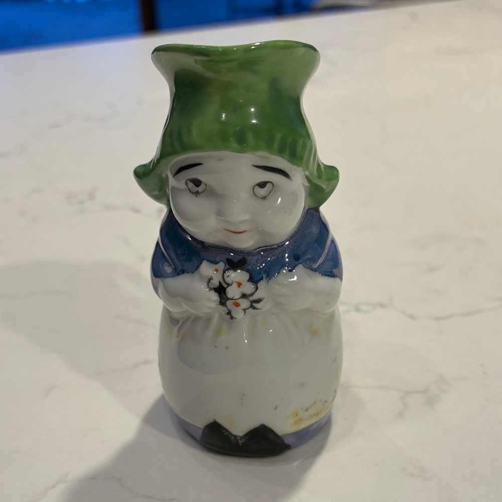 Vintage Gold Castle hand-painted Chikusa‎ lusterware Dutch girl creamer